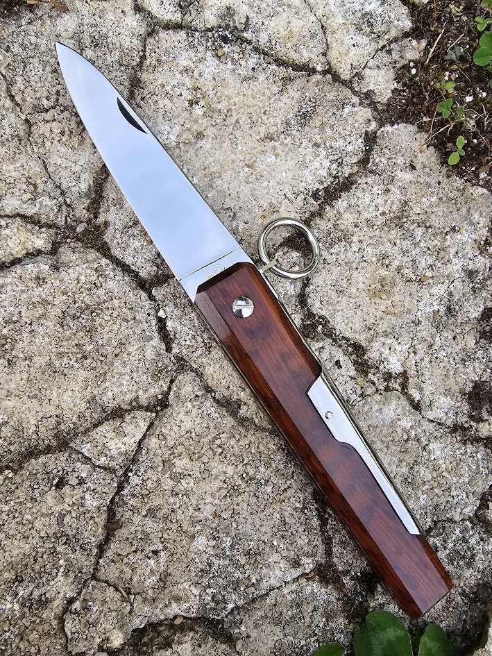 FACETTE 12cm EN AMOURETTE...